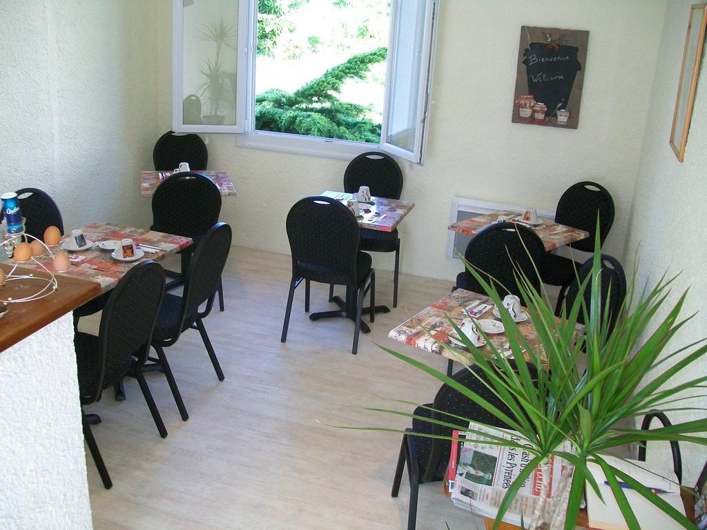 Hotel Au Charme Du Levat Saint Paul de Loubressac 외부 사진